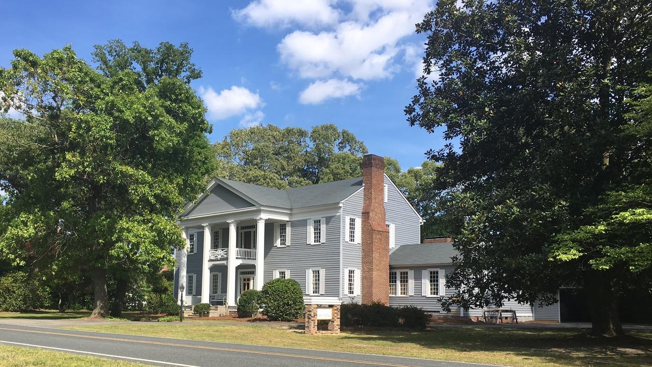 The Elizabethtown Inn Exterior foto
